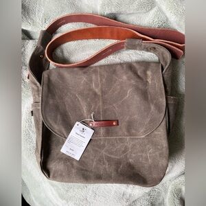 Peg & Awl The Finch Satchel Truffle
